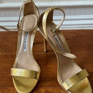 Manolo Blahnik 105mm Gold Ankle Strap Leather Heels (37.5)
